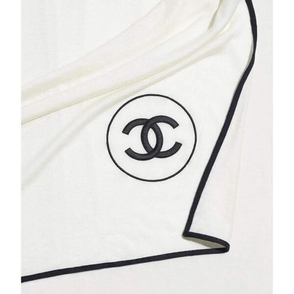 【人気】CHANEL★カシミヤ&シルク　ストール★すぐ届く！  A52032 X01249 C2666/C2677